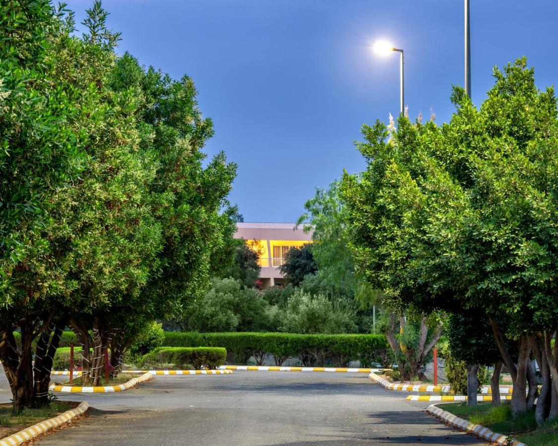 Airport Hotel And Resort Abha Extérieur photo